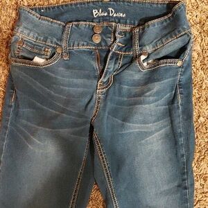 Blue Denim Women's Cropped Jeans